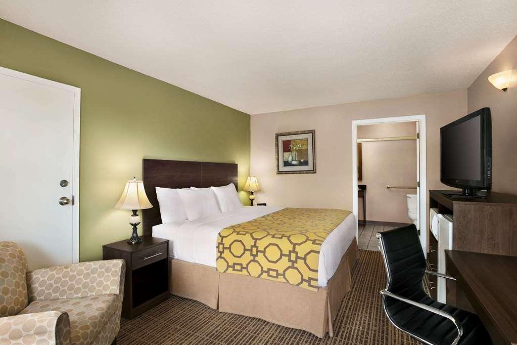 Baymont By Wyndham Kingsland Hotel Ruang foto